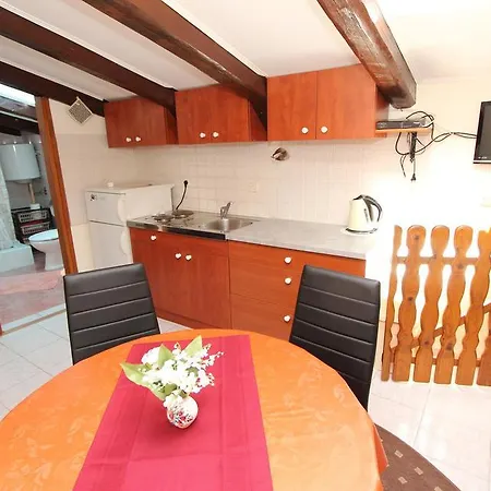 Apartment Ivan *